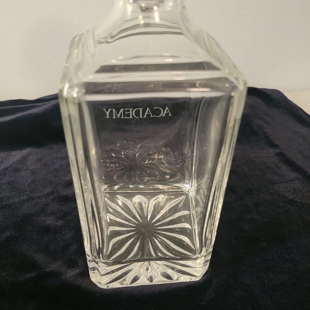 Heavy Crystal Whiskey Decanter w/ Ribbed Stopper Square Starburst Etched ACADEMY